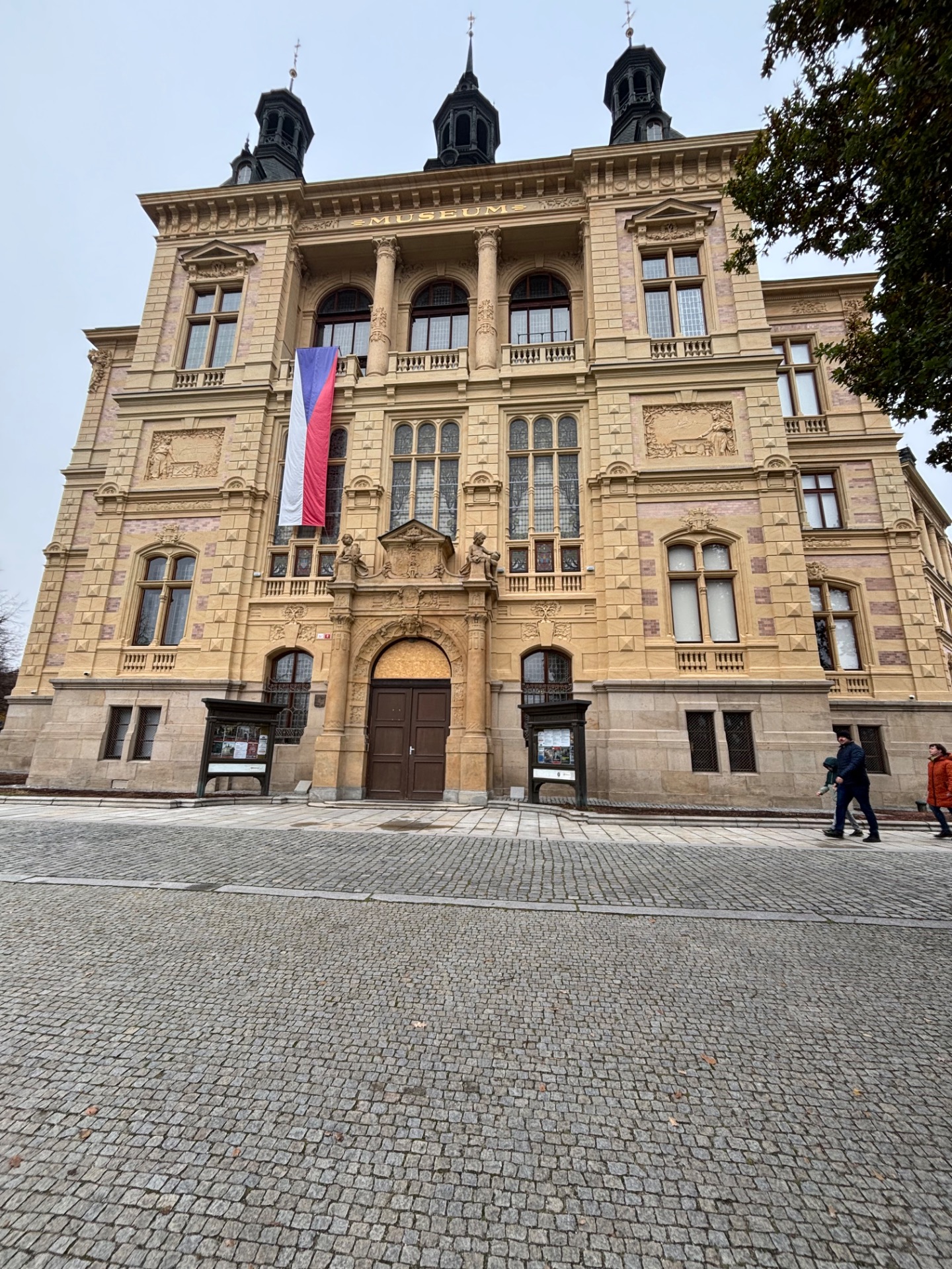 ZÁPADOČESKÉ MUZEUM PLZEŇ
